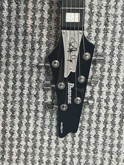 электро гитара ибанез