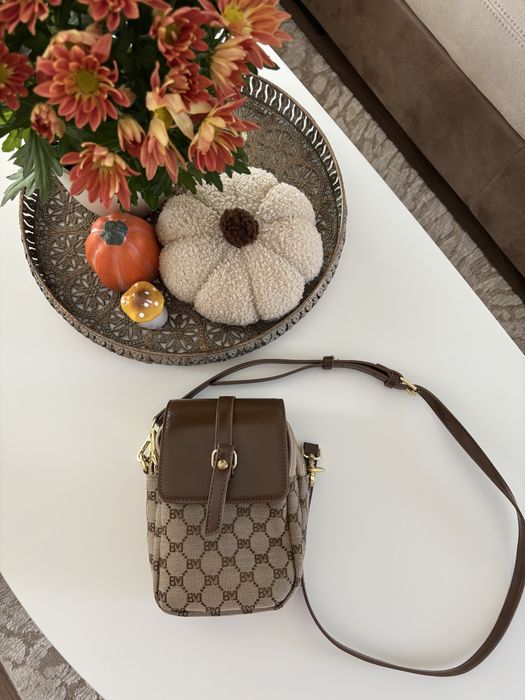 Нова мини чанта в кафяво