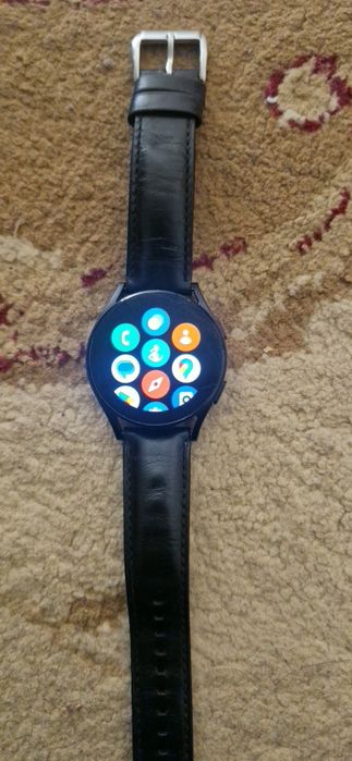 Samsung Calaxy watcn модел 4 класик
