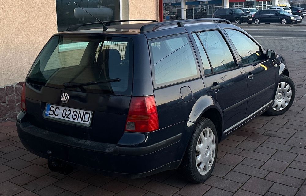 VW Golf 4 / 1.4 benzina in stare buna cu toate actele valabile !!