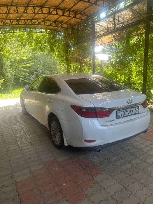 Lexus es 250 продается