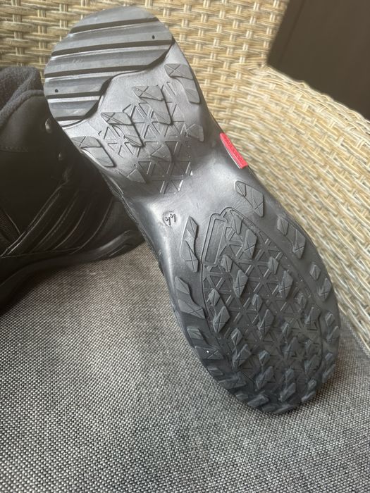 Мъжки боти чисто нови