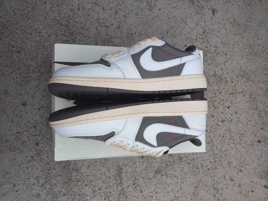 Air Jordan 1 Low Travis Scott Reverse Mocha – Size 44.5 – With Box