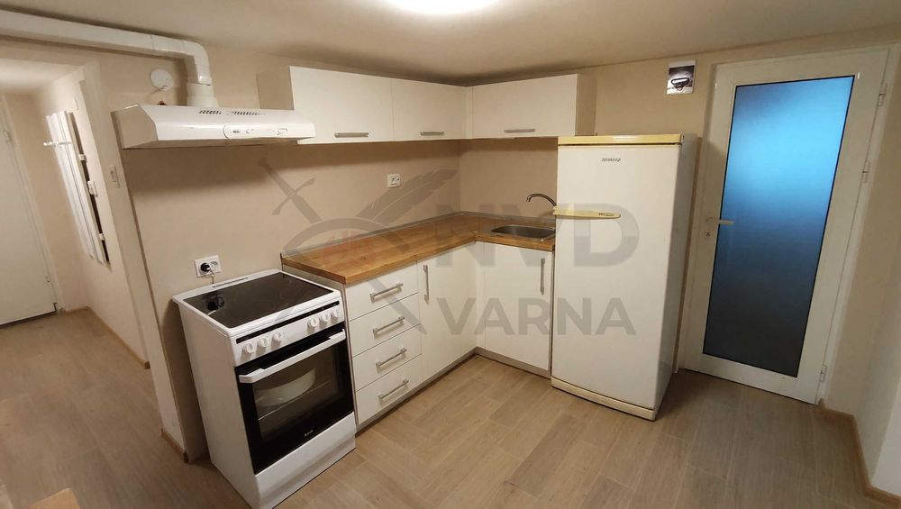 Етаж от къща в Погреби! 21245912