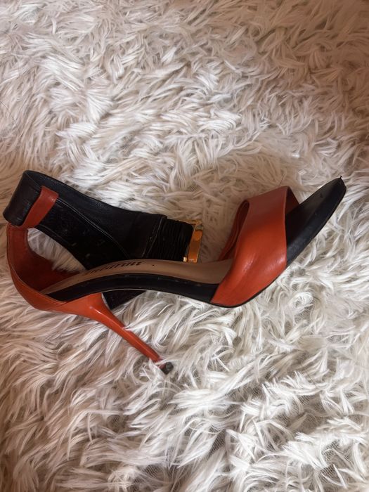 Отдам туфли бесплатно