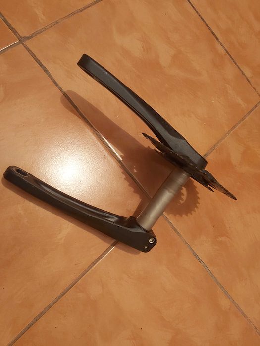 Angrenaj Shimano Model 170 FC-MT210-B2