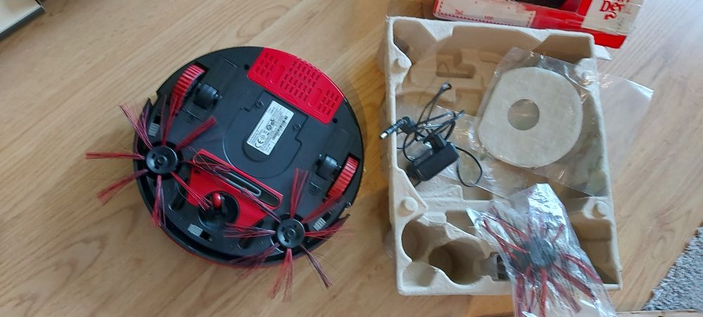 Прахусмокачка робот-dirt devil