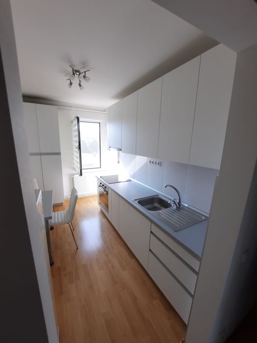 Apartament 2 camere decomandat zona Tudor