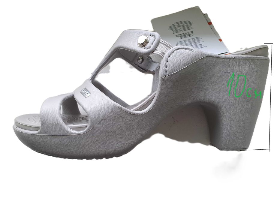 Нови чехли Crocs