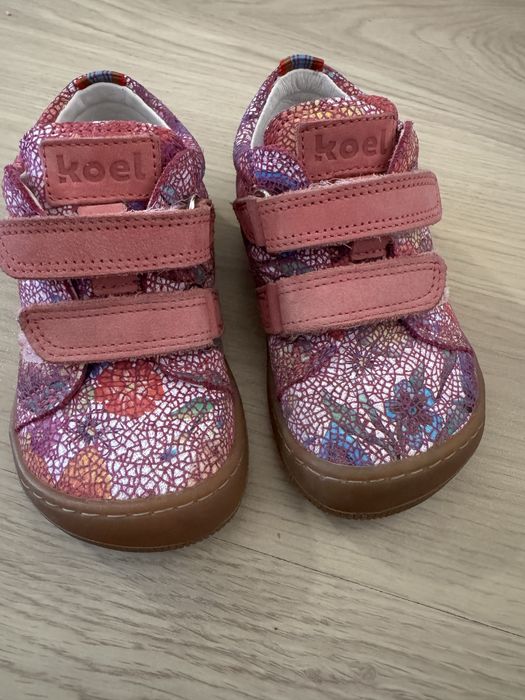 Боси обувки Koel