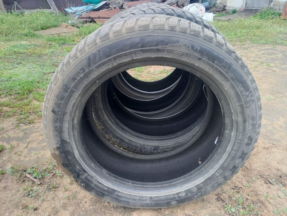 Продам резины на 215/55/17