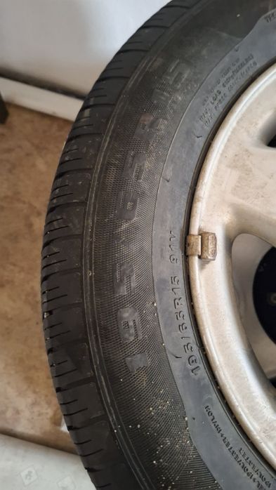 Продам комплект шины титанка опель