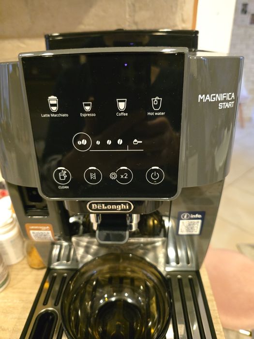 Mașină de cafea.