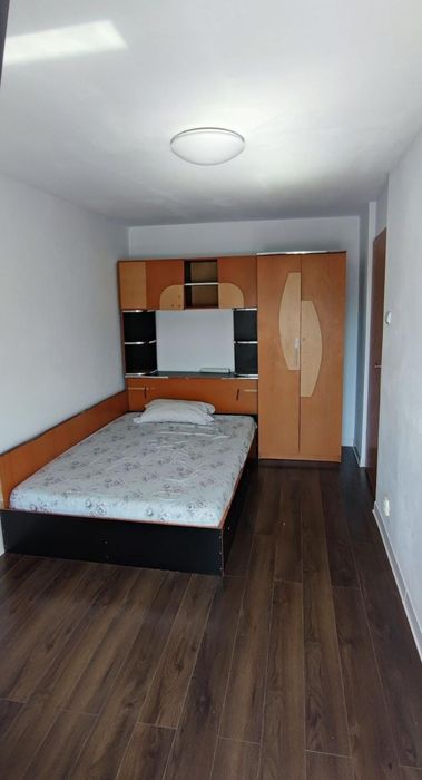 Apartament decomandat de inchiriat
