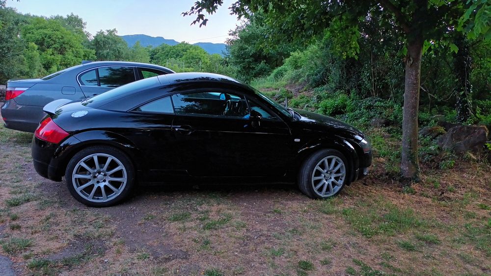 Vand Audi tt 2600euro