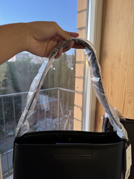 Продам тоут сумки Uniqlo