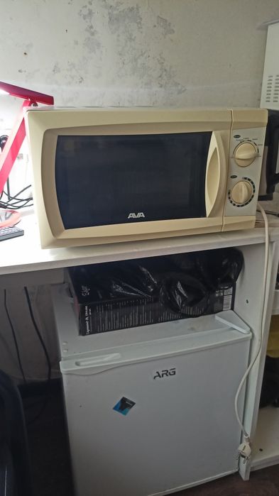 Микроволновая печь микроволновка