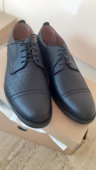 Летни обувки номер 43