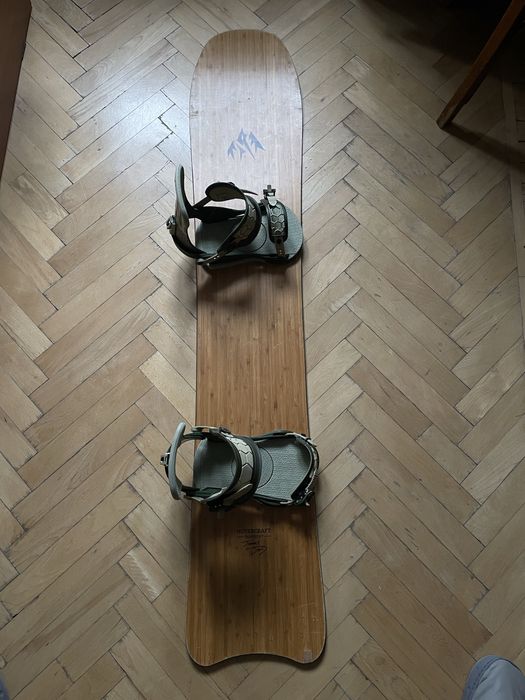 Placa snowboard jones hovercraft 156 powder si legaturi Union