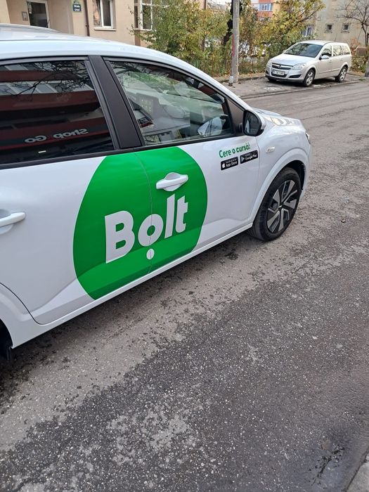 Închiriez logan 2025 pentru bolt/uber