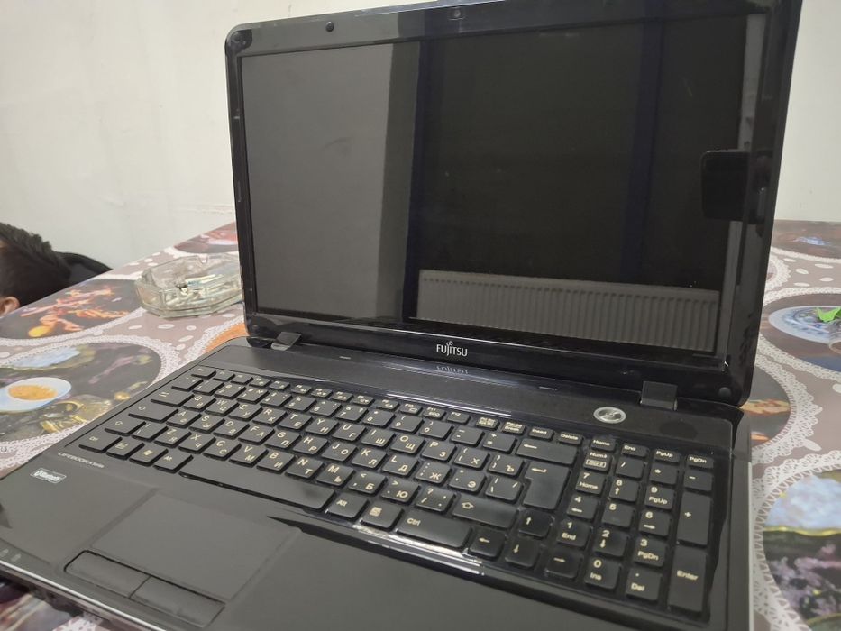 Продам ноутбук Fujitsu Lifebook
