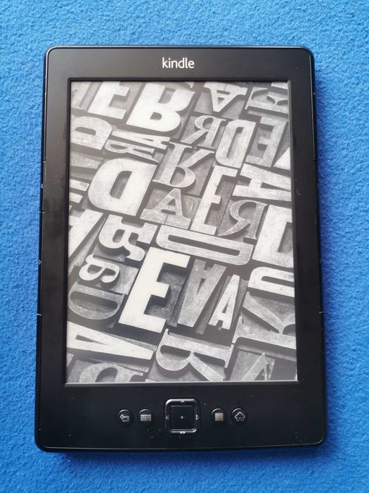 Четец Kindle 5 Gen. гр. Пловдив Въстанически • OLX.bg