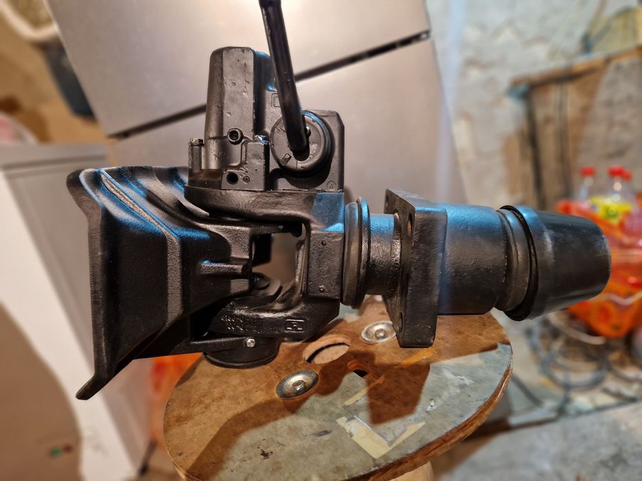 Евра Фаркоп ROCKINGER 48