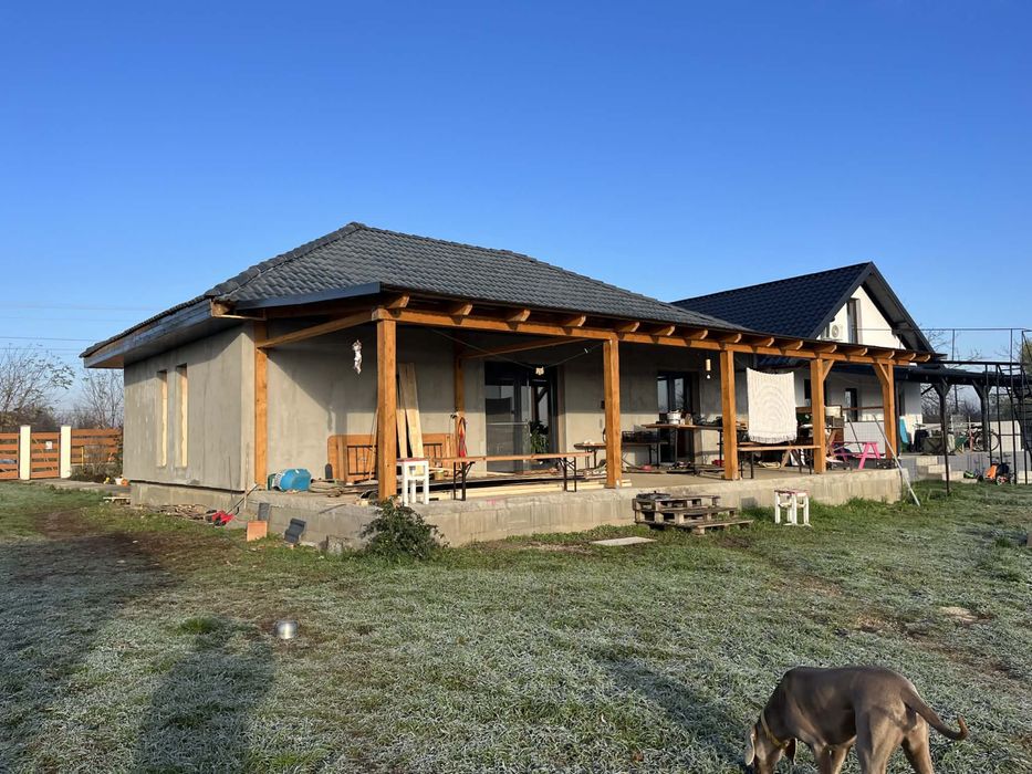 Inchiriez casa in Oar
