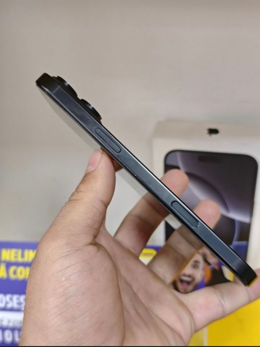 iPhone 16 Pro Max 256 Gb