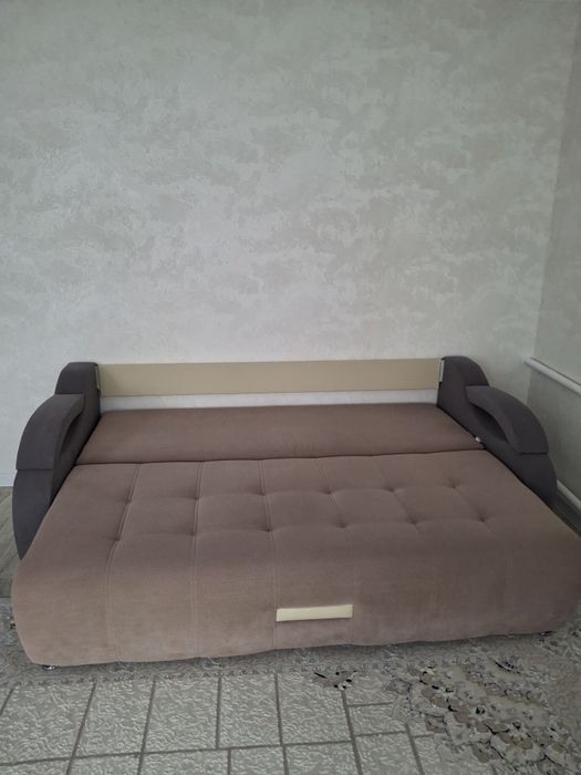 Продам диван раздвижной