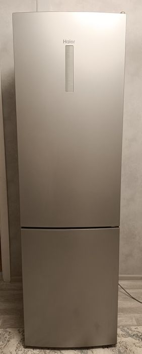 Продам холодильник Haier