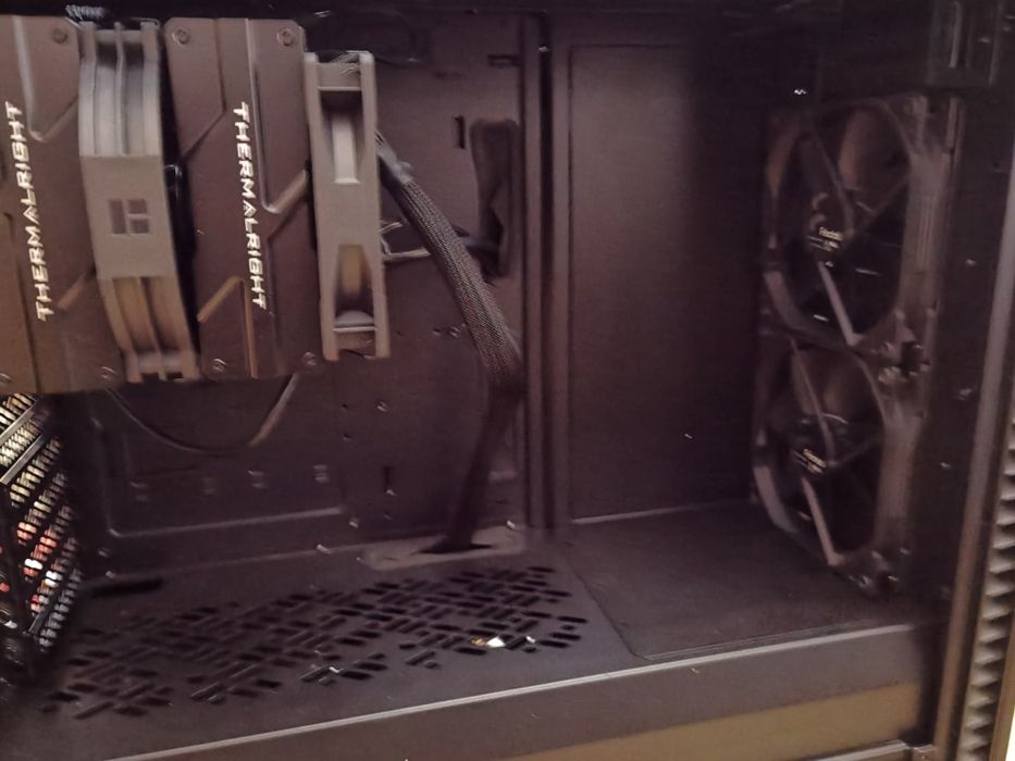 Calculator cu procesor i9 14900k