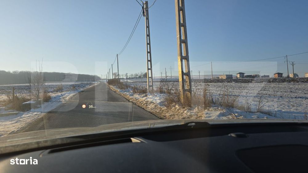 Teren intravilan 1400 mp, front 13,5 ml, localitatea Ipotesti - SV