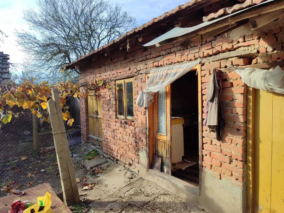 Продава се Къща в с. Дъбовик, Област Добрич - 100 кв.м за 164 €/кв.м - Снимка #15