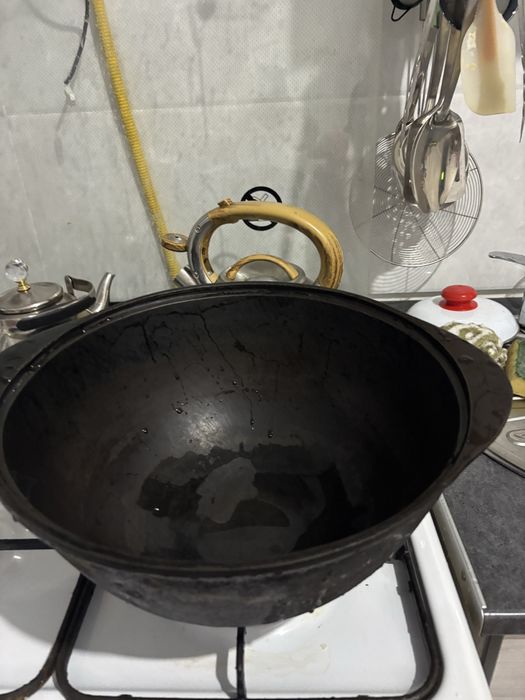 Чугунный қазан сатылады