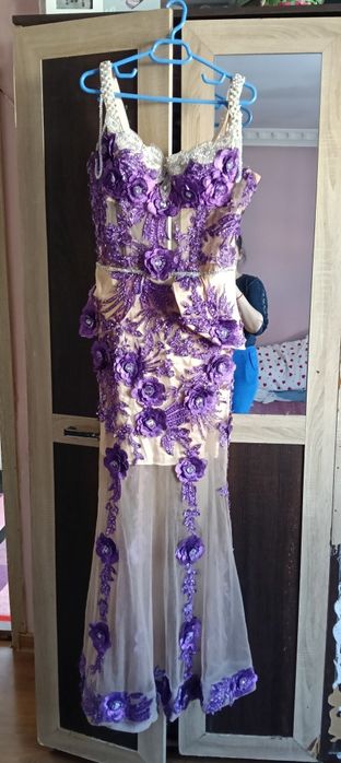 Vand rochie de seara