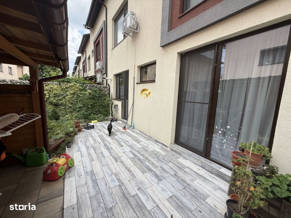 Casa insiruita de vanzare, situata intr-un complex rezidential