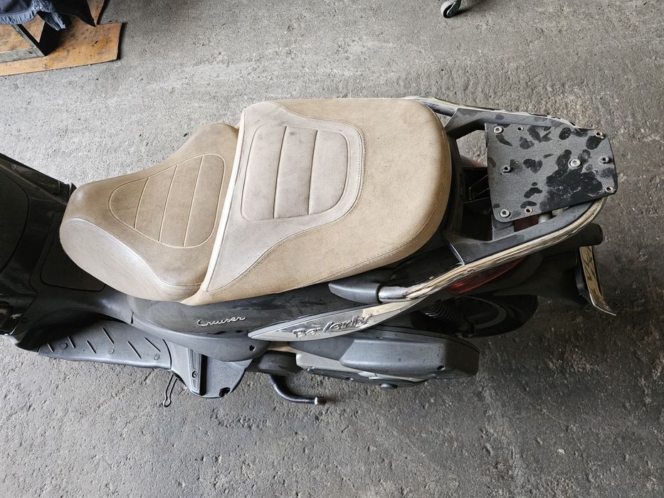 Maxiscooter  Piaggio Beverly Cruiser  500