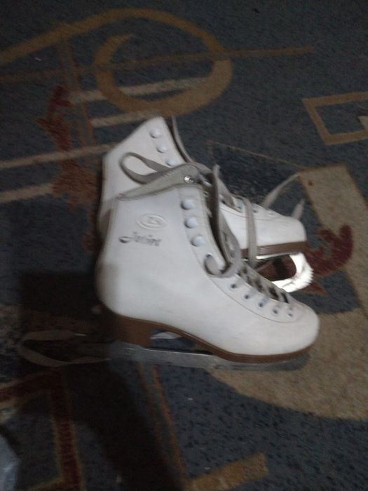 Фигурные коньки детские