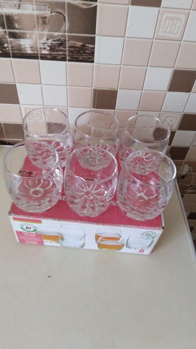 Продам рюмки б/у