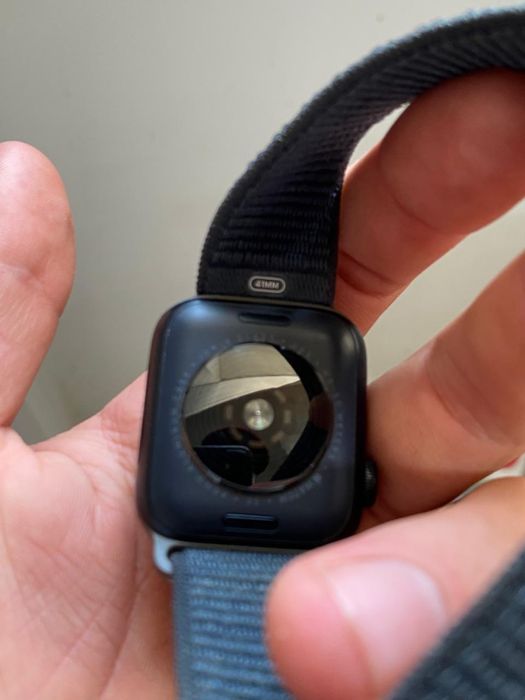 Продам Watch se2 40mm
