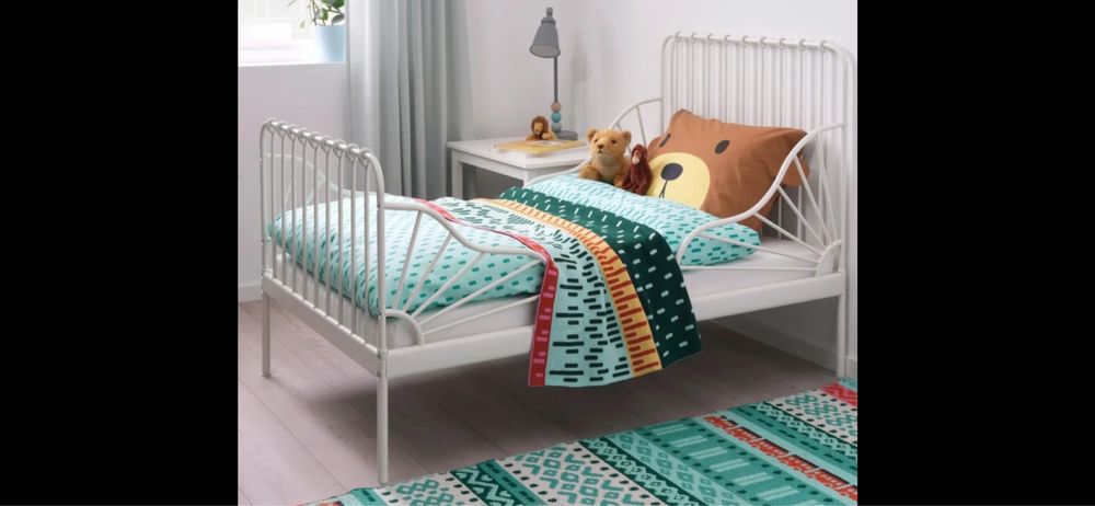 Детская кровать ( раздвижная )