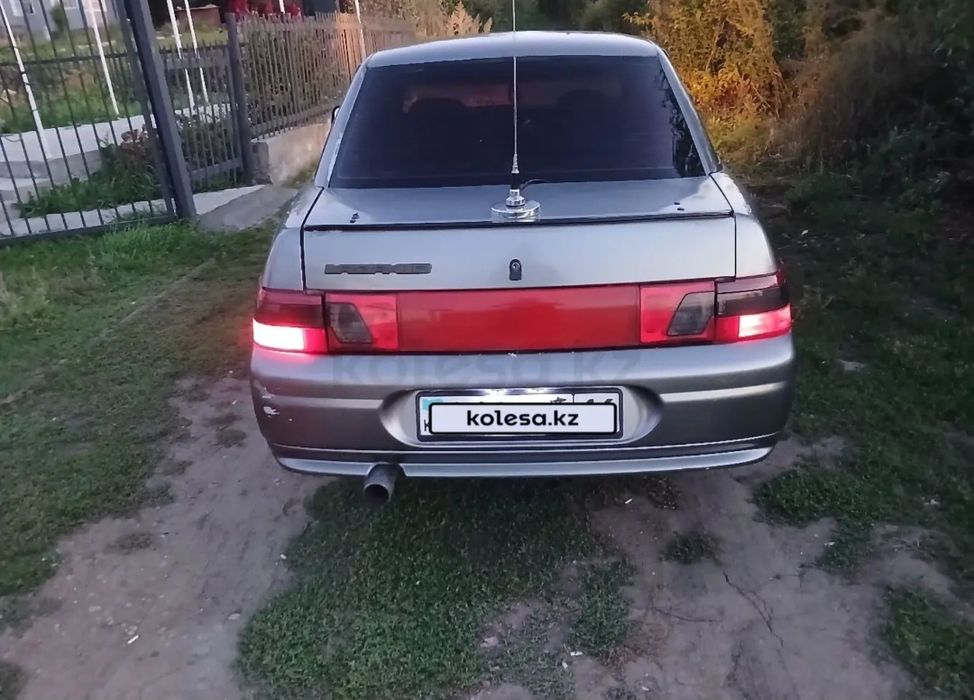 Продам ваз 2110 год выпуска 2003