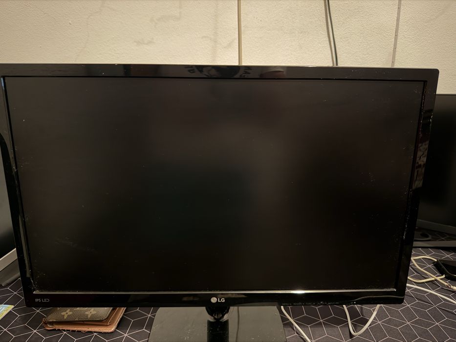 Vand Monitor LG 60hz