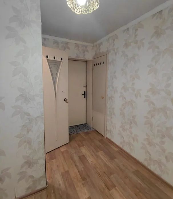 продам 1-ком. 37кв. гарышкер 4-этаж