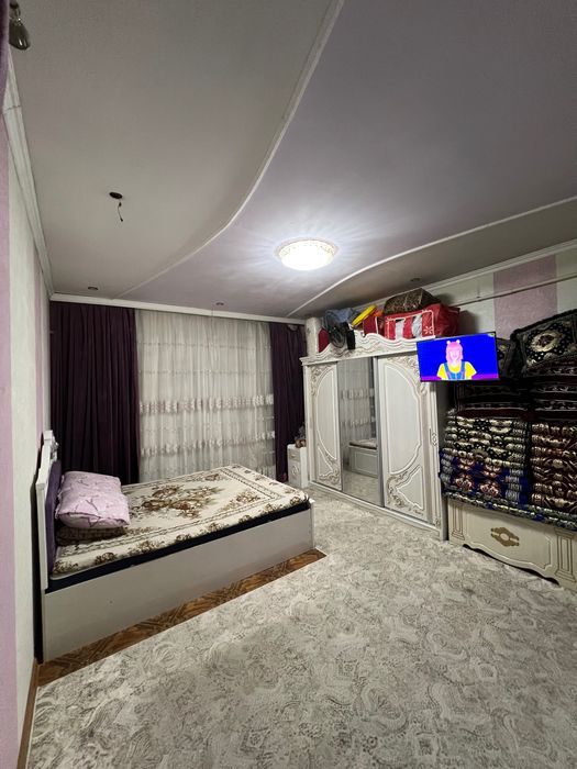 Uy sotiladi 3,7 sotix 4 xonali