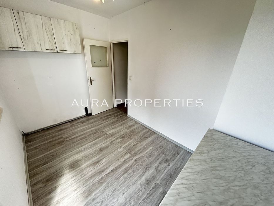 Продава се Едностаен апартамент в Разград, Орел - 40 кв.м за 1135 €/кв.м - Снимка #5