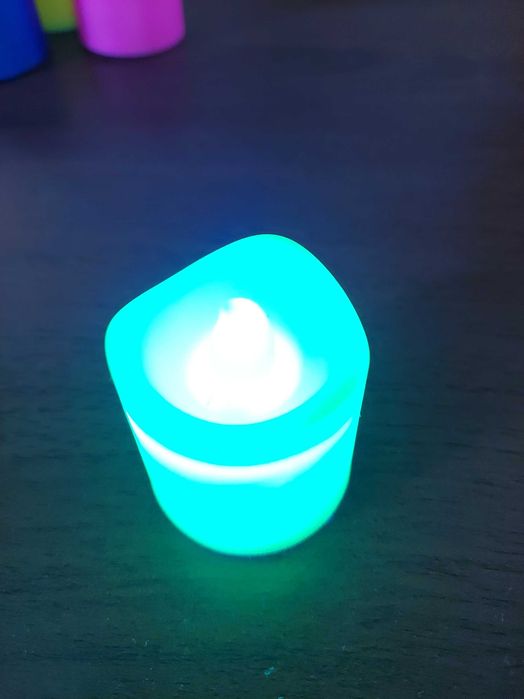 Новые электронные свечи со светомузыкой разноцветные