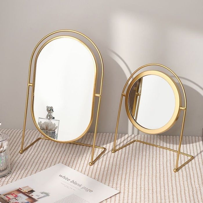 Продам настольное зеркало