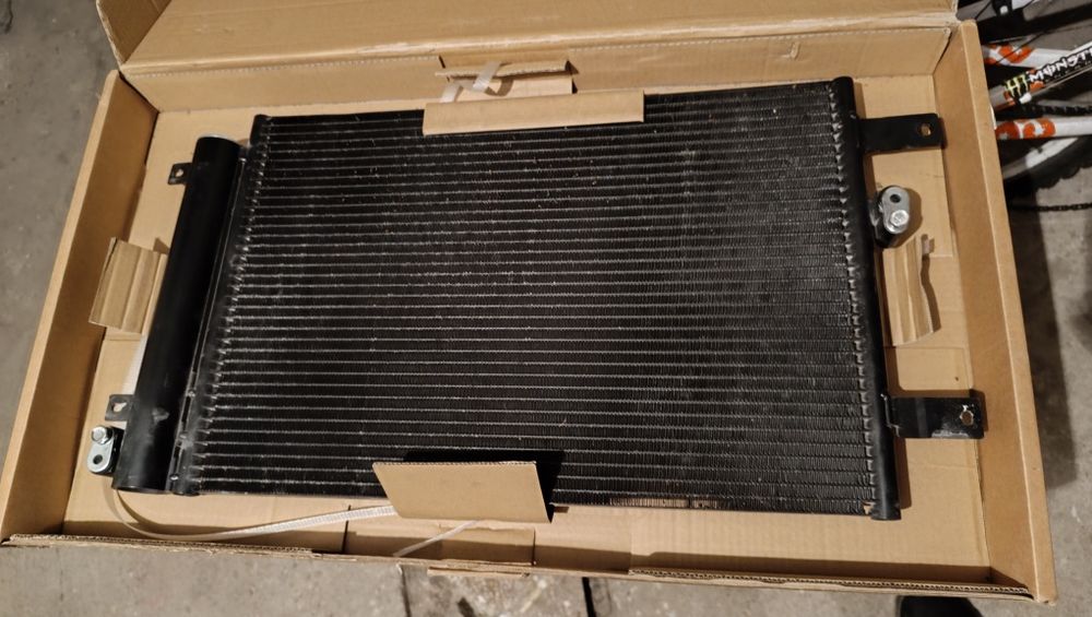 Климатичен радиатор VW SHARAN 7M